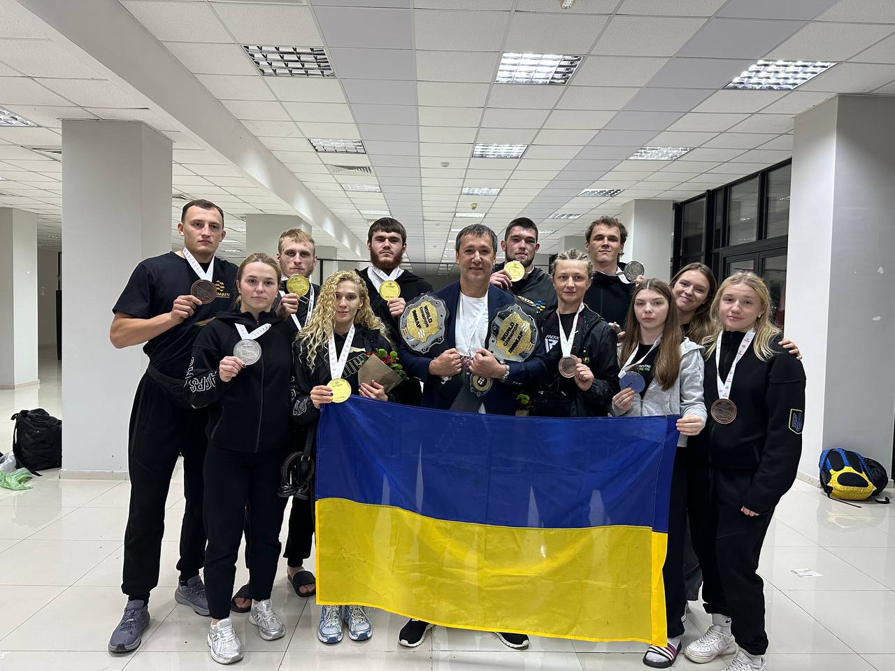 Акріс Агро (група AST) підтримала збірну Україну на чемпіонаті світу з ММА, яка виборола перше місце 